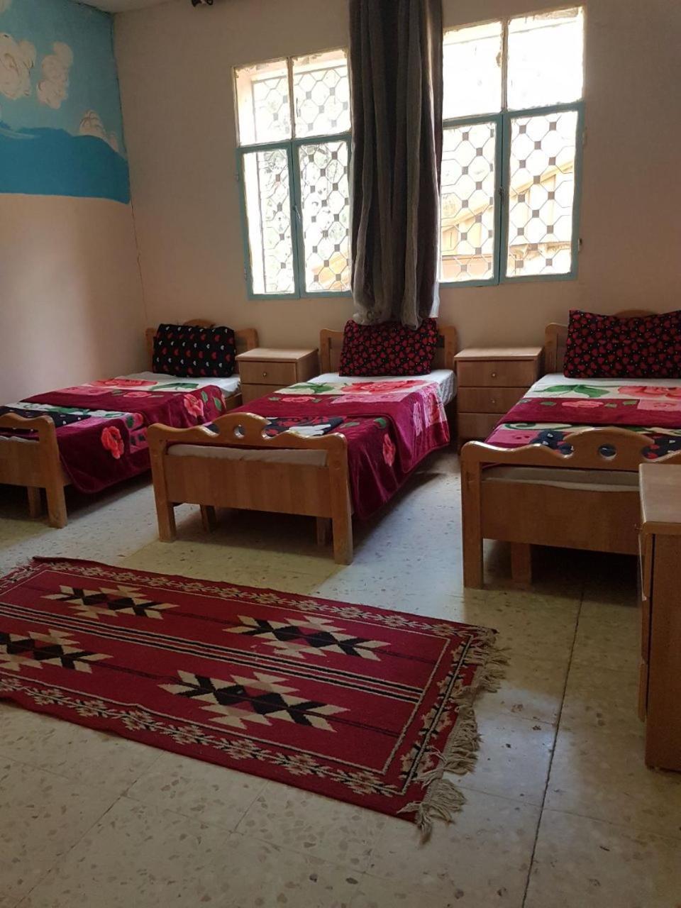 Dana Moon Hostel Zewnętrze zdjęcie